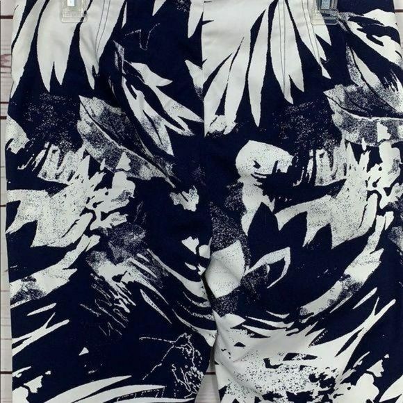 Vince Camuto Navy Blue White Sz 6 Tropical Leafs capri pull on pantsd‎ - Picture 6 of 8